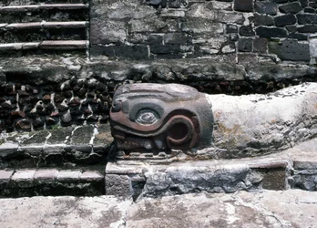 Schlange auf dem Templo Mayor, Spätklassische Periode